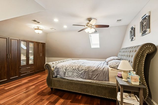 4229 Dempster Street, Skokie, IL 60076