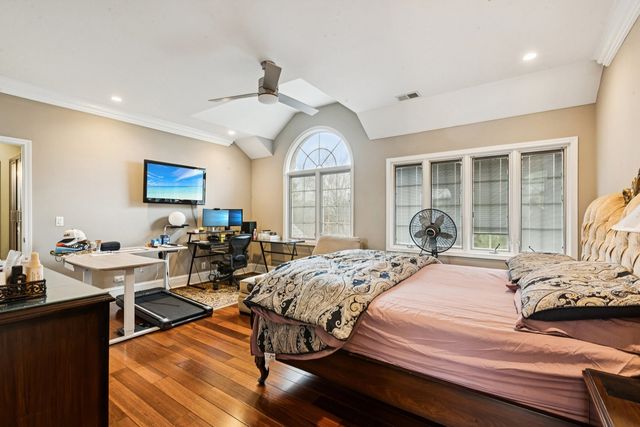 4229 Dempster Street, Skokie, IL 60076