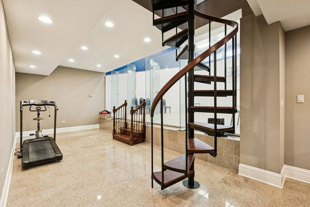 4229 Dempster Street, Skokie, IL 60076