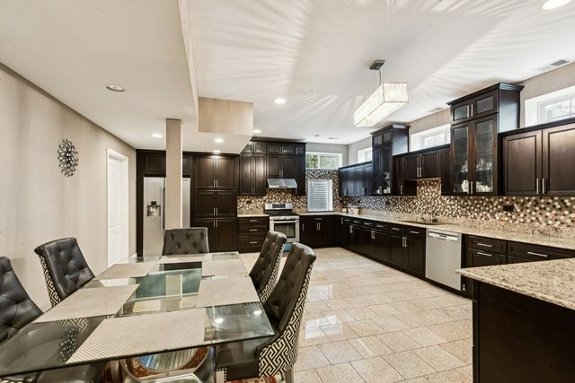 4229 Dempster Street, Skokie, IL 60076