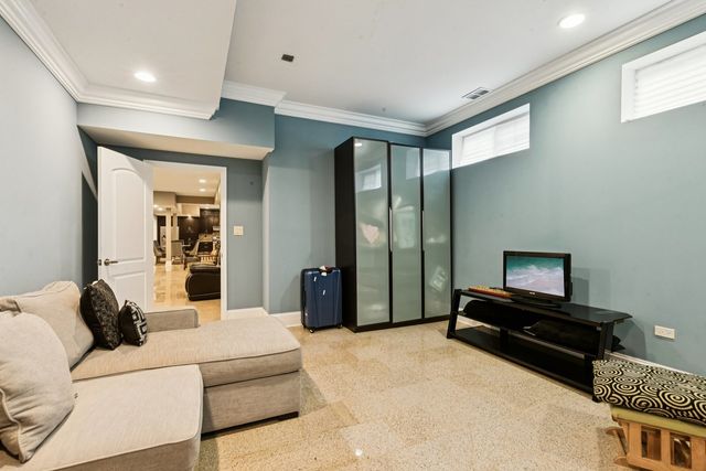 4229 Dempster Street, Skokie, IL 60076