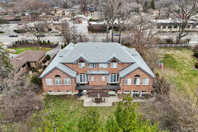 4229 Dempster Street, Skokie, IL 60076