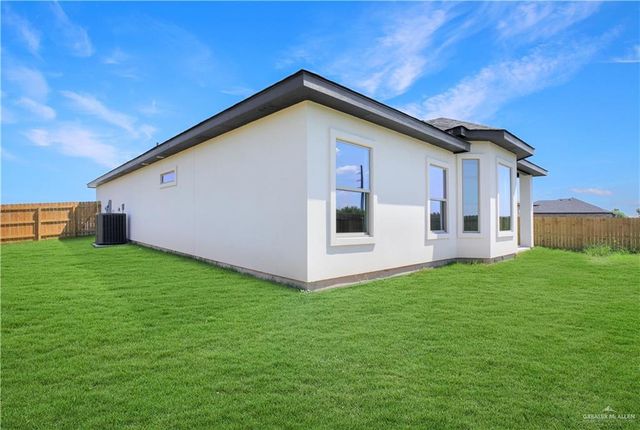 1606 Stirrup Circle, San Benito, TX 78586