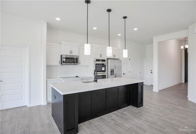 1606 Stirrup Circle, San Benito, TX 78586