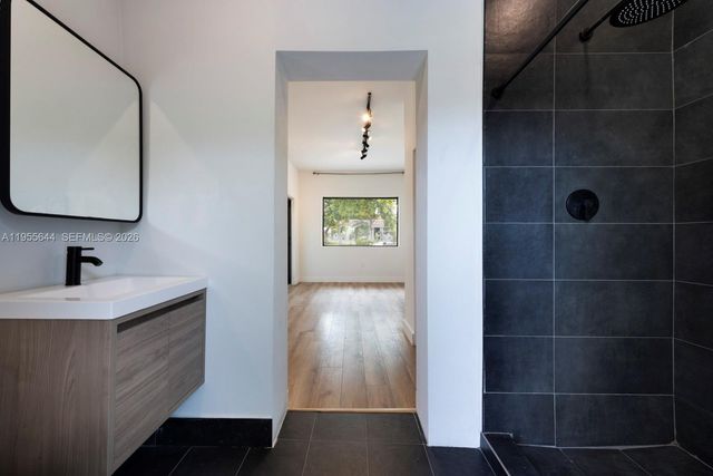 311 NE 117th St, Miami, FL 33161