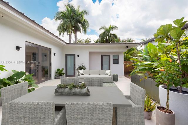 311 NE 117th St, Miami, FL 33161