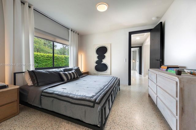 311 NE 117th St, Miami, FL 33161