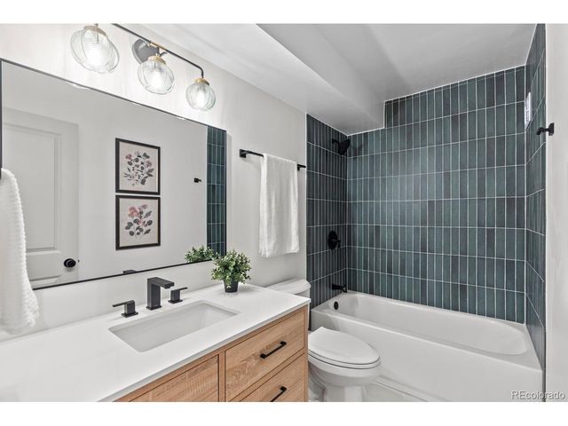 6960 E Girard Ave 110, Denver, CO 80224
