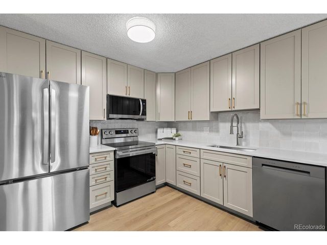6960 E Girard Ave 110, Denver, CO 80224