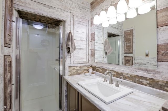 6321 Saint James Drive, Indianapolis, IN 46217