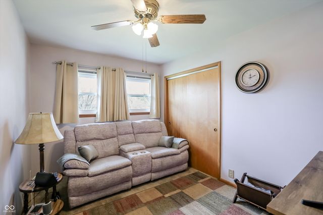 6321 Saint James Drive, Indianapolis, IN 46217