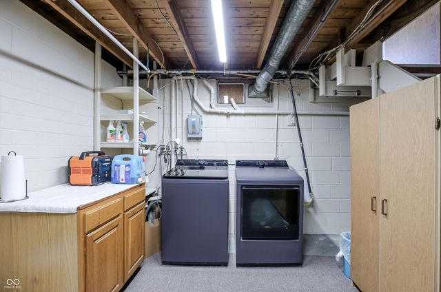 6321 Saint James Drive, Indianapolis, IN 46217