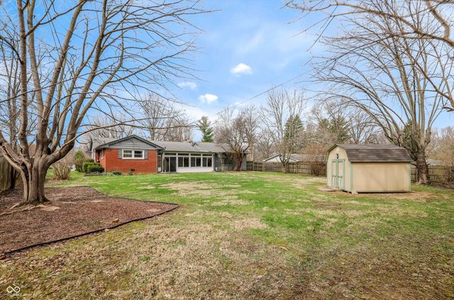 6321 Saint James Drive, Indianapolis, IN 46217