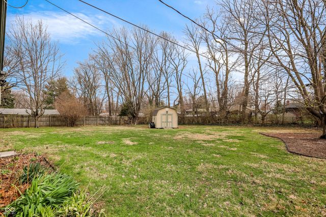 6321 Saint James Drive, Indianapolis, IN 46217