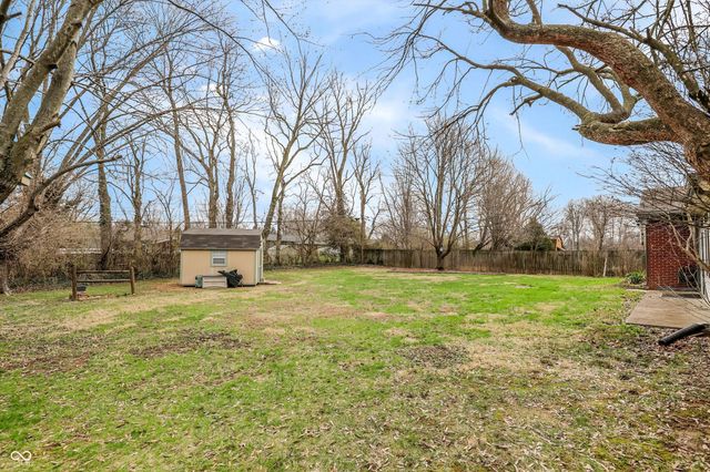 6321 Saint James Drive, Indianapolis, IN 46217