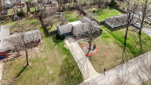 6321 Saint James Drive, Indianapolis, IN 46217