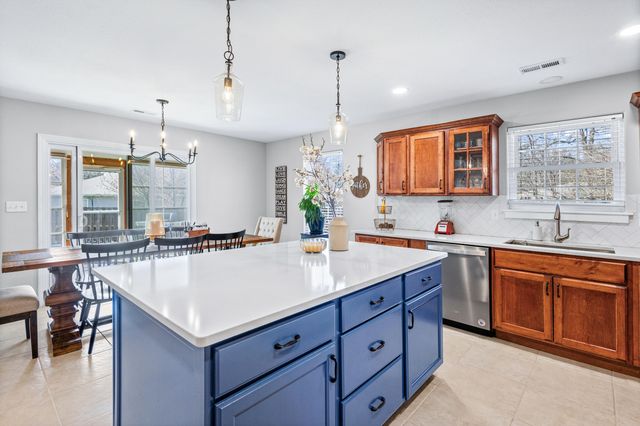 2312 WALCOX DR, Columbia, MO 65203