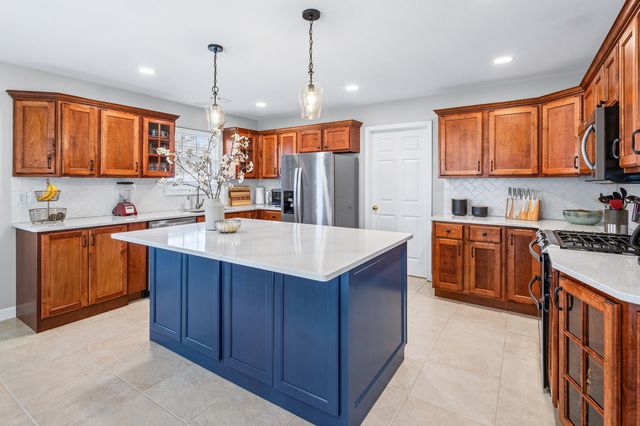 2312 WALCOX DR, Columbia, MO 65203