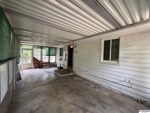 5609 Camden Avenue, Omaha, NE 68104