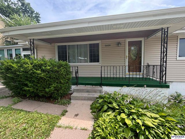 5609 Camden Avenue, Omaha, NE 68104