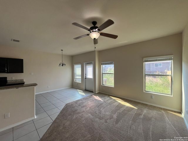 8711 Azul Sky Court, Converse, TX 78109