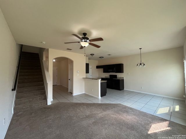 8711 Azul Sky Court, Converse, TX 78109