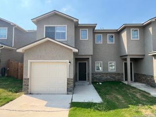 8711 Azul Sky Court, Converse, TX 78109