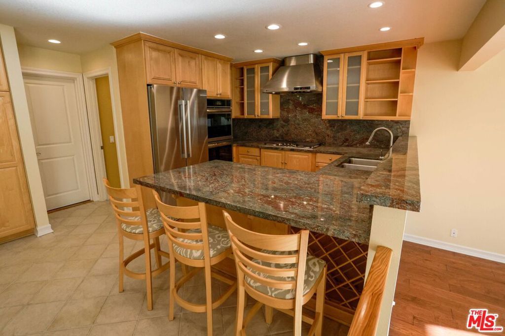 Image 1 of property listing at 17097 Palisades Circle, Los Angeles, CA 90272
