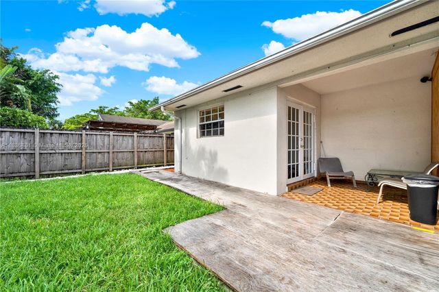 10731 SW 139th Ave B, Miami, FL 33186