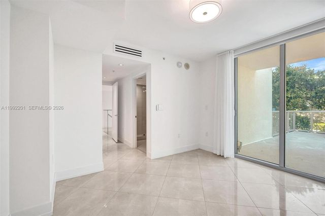 7928 East Dr 106, North Bay Village, FL 33141