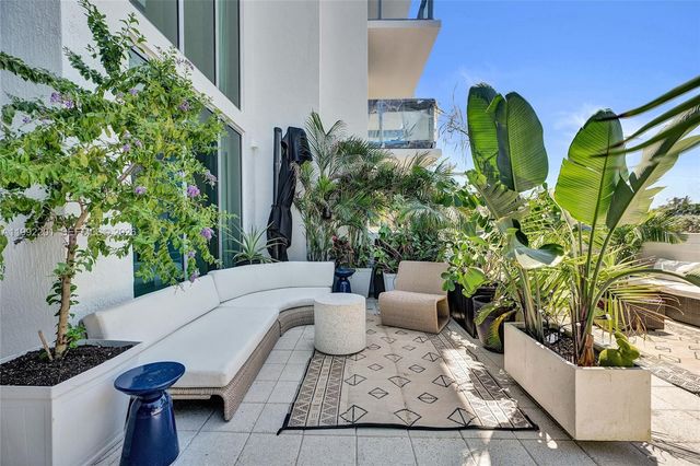 7928 East Dr 106, North Bay Village, FL 33141