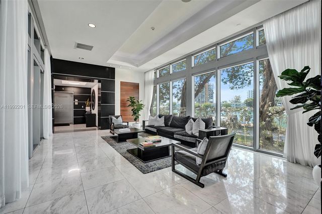 7928 East Dr 106, North Bay Village, FL 33141