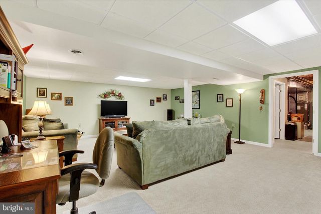 4 HANCOCK DR, East Berlin, PA 17316