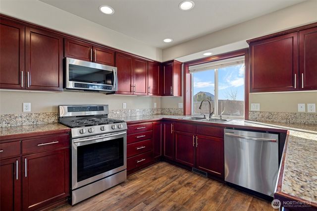 28612 75th Drive NW, Stanwood, WA 98292