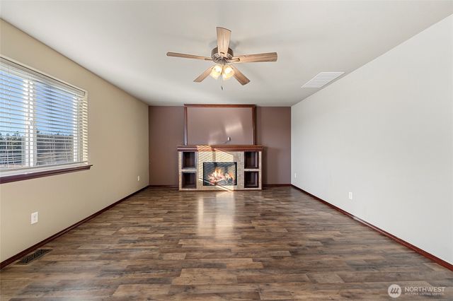 28612 75th Drive NW, Stanwood, WA 98292