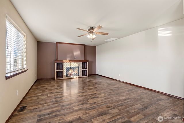 28612 75th Drive NW, Stanwood, WA 98292