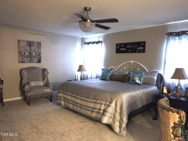 2734 East Oakland Avenue F58, Johnson City, TN 37601