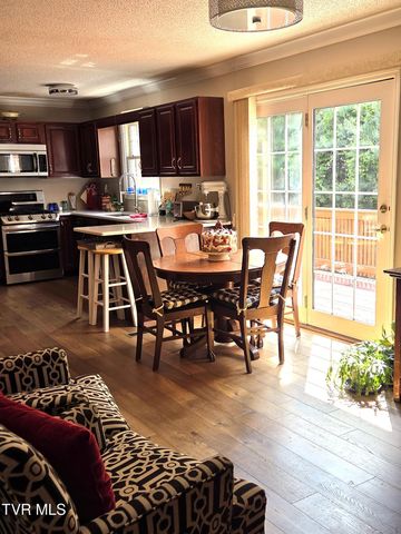2734 East Oakland Avenue F58, Johnson City, TN 37601