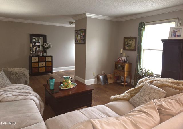 2734 East Oakland Avenue F58, Johnson City, TN 37601