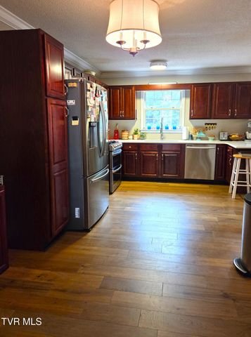 2734 East Oakland Avenue F58, Johnson City, TN 37601