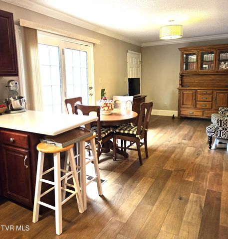 2734 East Oakland Avenue F58, Johnson City, TN 37601