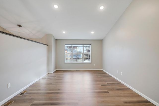 2985 127th Avenue, Blaine, MN 55449