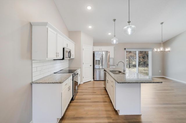 2985 127th Avenue, Blaine, MN 55449