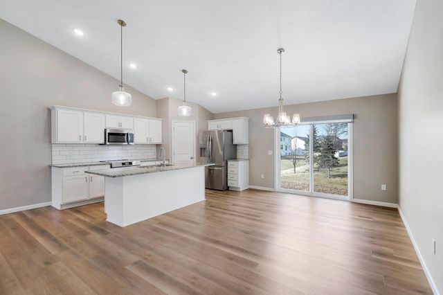 2985 127th Avenue, Blaine, MN 55449