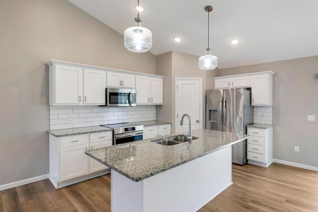 2985 127th Avenue, Blaine, MN 55449