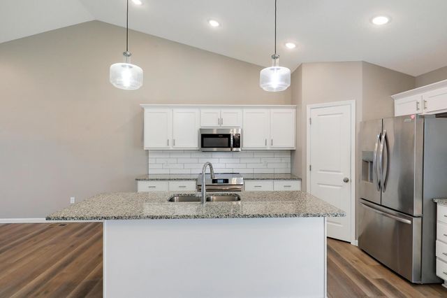 2985 127th Avenue, Blaine, MN 55449