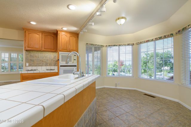 1326 Santa Cruz Drive, Minden, NV 89423