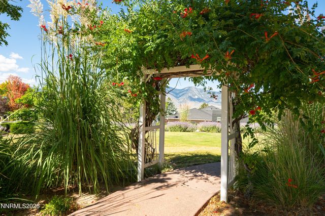 1326 Santa Cruz Drive, Minden, NV 89423