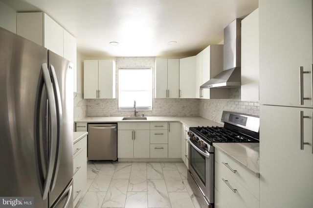 1928 PRESIDENT ST, Philadelphia, PA 19115