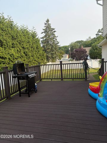 1801 Finderne Street, Oakhurst, NJ 07755